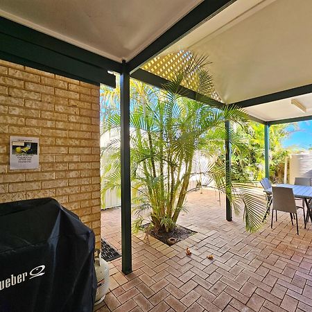 Kalbarri Getaway - Kalbarri, Wa Villa Buitenkant foto