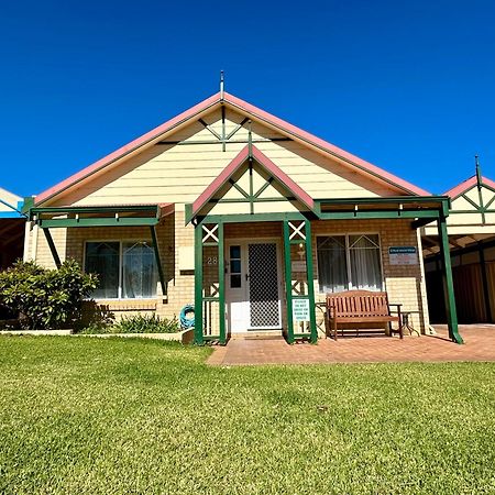 Kalbarri Getaway - Kalbarri, Wa Villa Buitenkant foto